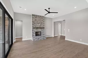 136 Chapowits, Godley, TX 76044 - Photo 5