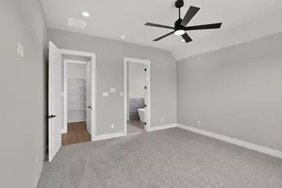 136 Chapowits, Godley, TX 76044 - Photo 33