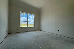 136 Chapowits, Godley, TX 76044 - Photo 7