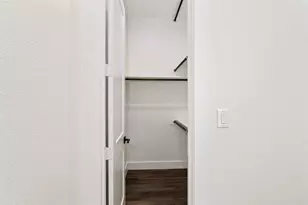 802 5 N Needmore St, Athens, TX 75751 - Photo 23