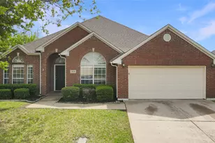 1314 Pegasus Dr, Arlington, TX 76013 - Photo 37