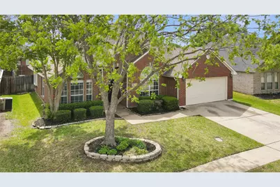 1314 Pegasus Drive, Arlington, TX 76013 - Photo 3