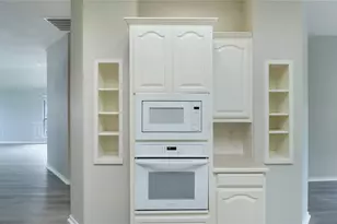 1314 Pegasus Dr, Arlington, TX 76013 - Photo 27