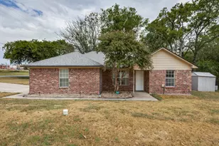 454 E Fulton St, Van Alstyne, TX 75495 - Photo 3