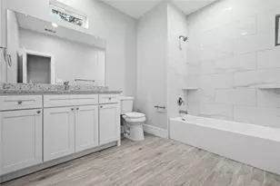 205 W 11th St, Bonham, TX 75418 - Photo 13