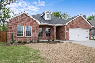 205 W 11th Street, Bonham, TX 75418 - Photo 3