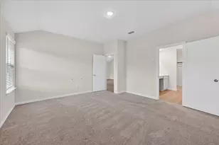 102 Goel St, Greenville, TX 75402 - Photo 13