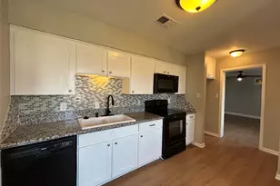 5929 Gayle Dr, Watauga, TX 76148 - Photo 5