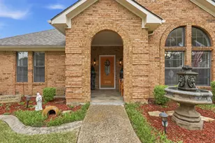 2328 Stone Glen Ln, Carrollton, TX 75007 - Photo 3