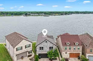 164 Marina Dr, Mabank, TX 75156 - Photo 1