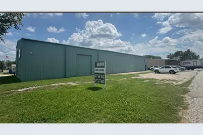 121 W 6th Street, Justin, TX 76247 - Photo 1