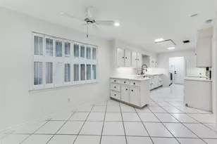 3805 Brookhaven Cir, Fort Worth, TX 76109 - Photo 11