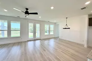 1355 Orange Blossom Ct, Gainesville, TX 76240 - Photo 5