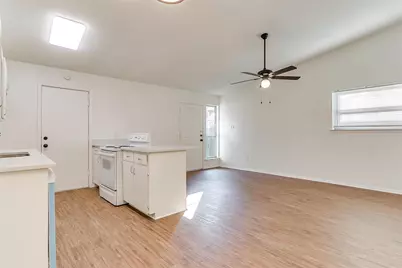 1824 Fairmount Avenue #1824, Fort Worth, TX 76110 - Photo 5