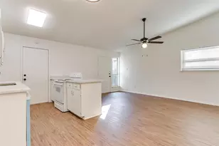 1824 Fairmount Ave, Fort Worth, TX 76110 - Photo 5