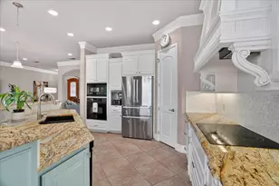 2312 Marseilles Ct, Granbury, TX 76048 - Photo 9