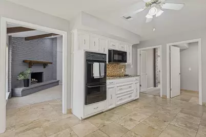 2613 Flagstone Drive, Plano, TX 75075 - Photo 9