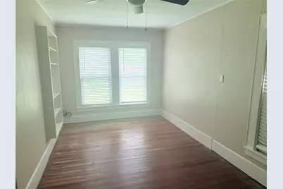 302 W Orville Street, Wills Point, TX 75169 - Photo 17