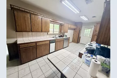 302 W Orville Street, Wills Point, TX 75169 - Photo 7