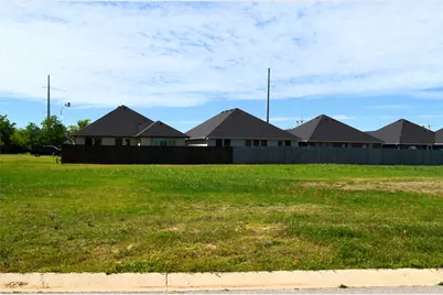 305 Preston Road, Mabank, TX 75147 - Photo 1