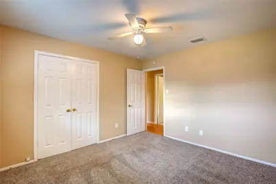 2104 Meadow Dale, Irving, TX 75060 - Photo 23