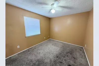 2641 Santa Barbara Drive, Grand Prairie, TX 75052 - Photo 11