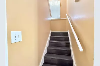 2641 Santa Barbara Drive, Grand Prairie, TX 75052 - Photo 9