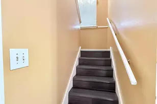 2641 Santa Barbara Dr, Grand Prairie, TX 75052 - Photo 9