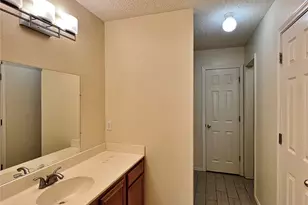 609 Blueberry Hill Ln, Mansfield, TX 76063 - Photo 13