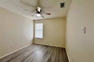 609 Blueberry Hill Ln, Mansfield, TX 76063 - Photo 15