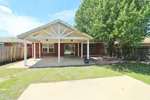 609 Blueberry Hill Ln, Mansfield, TX 76063 - Photo 19