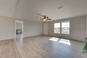 3060 Cochise Ct, Ferris, TX 75125 - Photo 5