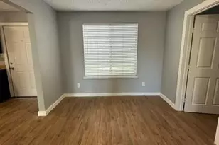 615 W Coffin St, Denison, TX 75020 - Photo 7