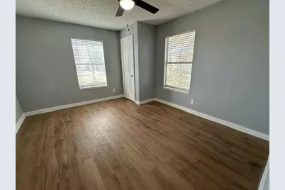 615 W Coffin Street, Denison, TX 75020 - Photo 5