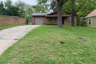 2916 Refugio Ave, Fort Worth, TX 76106 - Photo 1