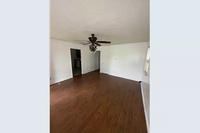 2916 Refugio Avenue, Fort Worth, TX 76106 - Photo 9