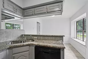 829 Hunters Creek Dr, DeSoto, TX 75115 - Photo 9