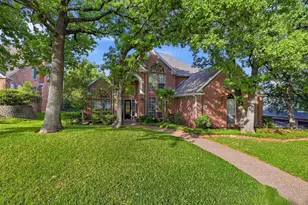 617 Hawthorn Cir, Highland Village, TX 75077 - Photo 3