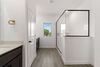 6915 Mission Tejas Drive, Dallas, TX 75228 - Photo 19