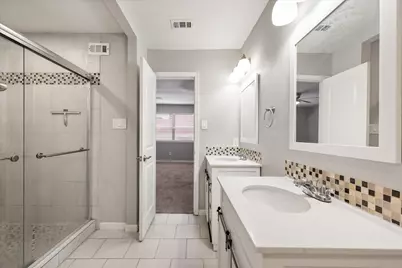 207 E Harwood Road #10, Euless, TX 76039 - Photo 25