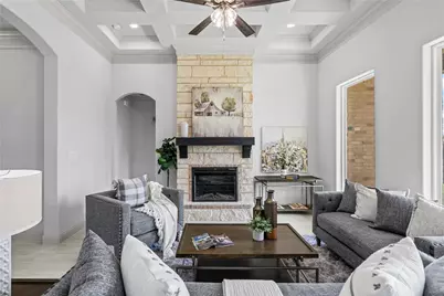 725 Jameson Street, Springtown, TX 76082 - Photo 9