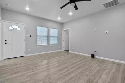 3512 Hamilton Avenue, Dallas, TX 75210 - Photo 3