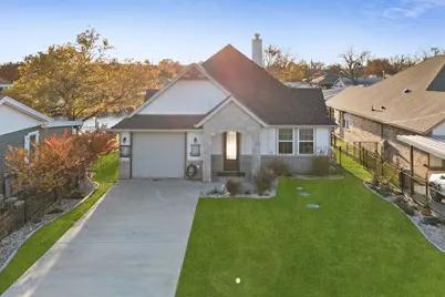 3404 Zanzibar Court, Granbury, TX 76048 - Photo 35