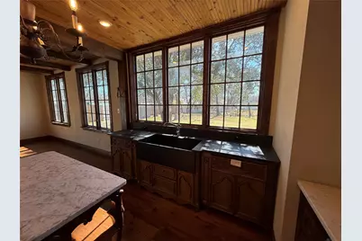 202 Throckmorton Street, Weatherford, TX 76086 - Photo 15