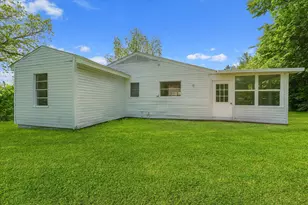 3835 Lovingood Dr, Dallas, TX 75241 - Photo 15