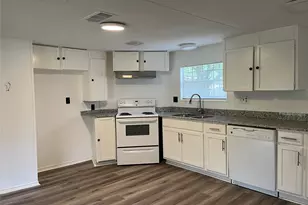 2445 Elmwood Dr, Wills Point, TX 75169 - Photo 9