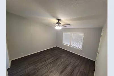 902 Devils River Drive, Granbury, TX 76048 - Photo 15