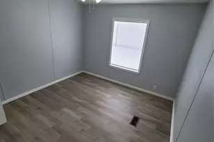 902 Devils River Dr, Granbury, TX 76048 - Photo 21