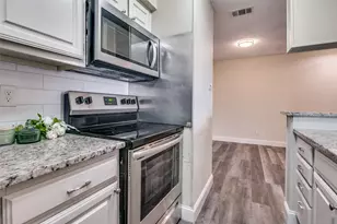 1310 Harwell Dr, Arlington, TX 76011 - Photo 9