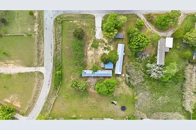316 Summit Drive, Springtown, TX 76082 - Photo 35